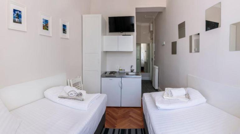 Homerent Dream Apartment Нови-Сад Экстерьер фото
