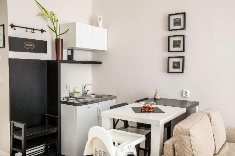 Homerent Dream Apartment Нови-Сад Экстерьер фото